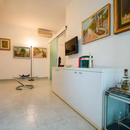 Via Flesia Appartaments * Sanremo